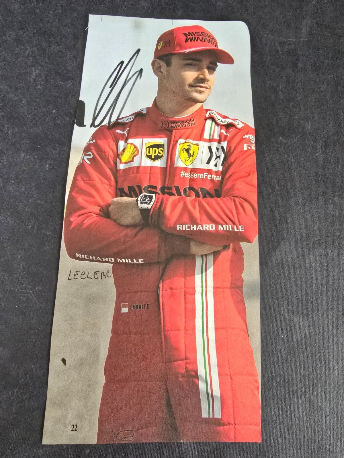 Autografo autograph originale C. Leclerc su ritaglio di giornale 2022 ferrari
