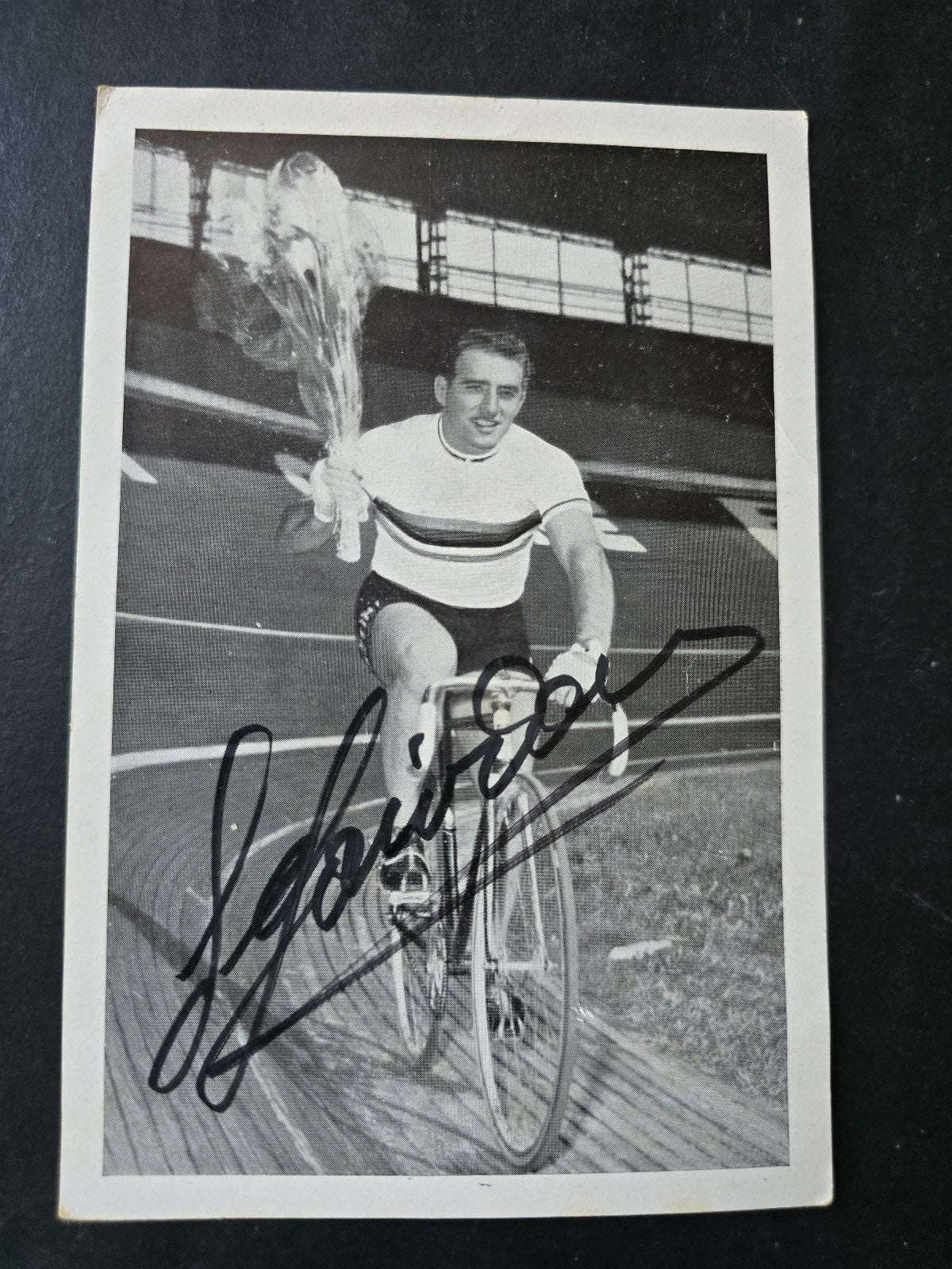 Autografo autograph originale su Cartolina Sante Gaiardoni Ciclismo
