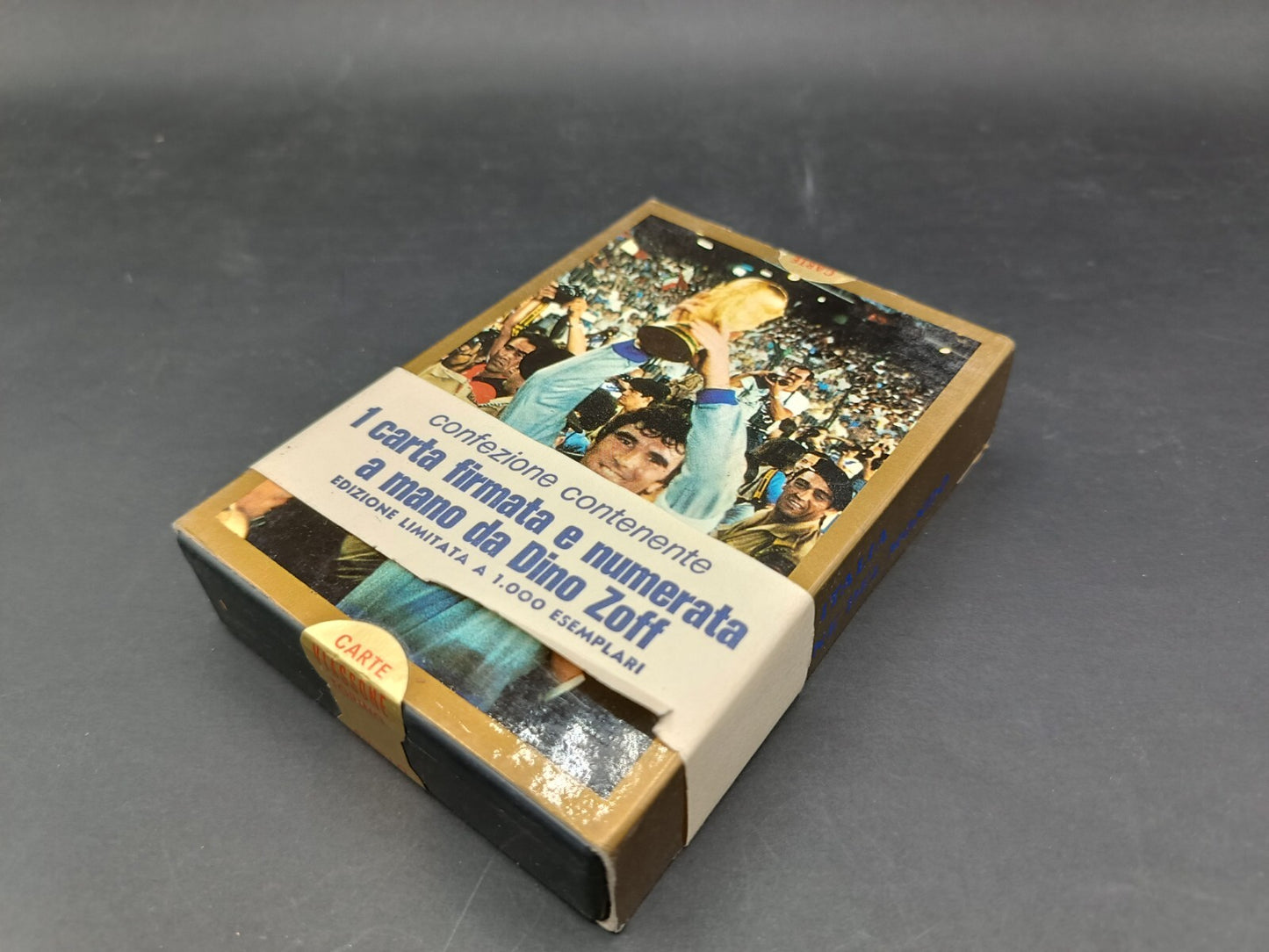 Mazzo di carte sigillato Viassone con carta autografata Dino Zoff
