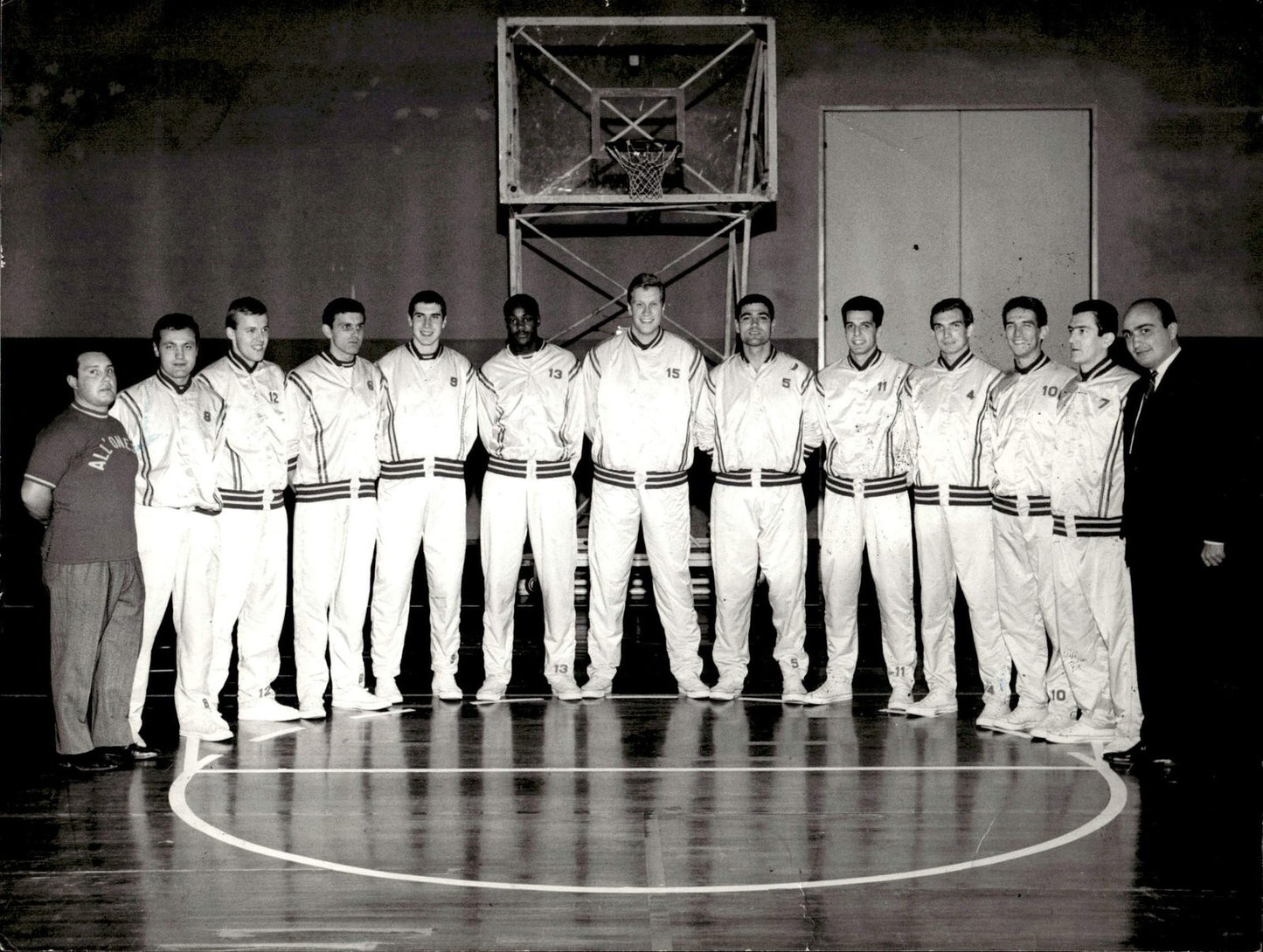 Foto Squadra Originale Anni 60/70 All'onesta' Pallacanestro Milano 1958 in tuta