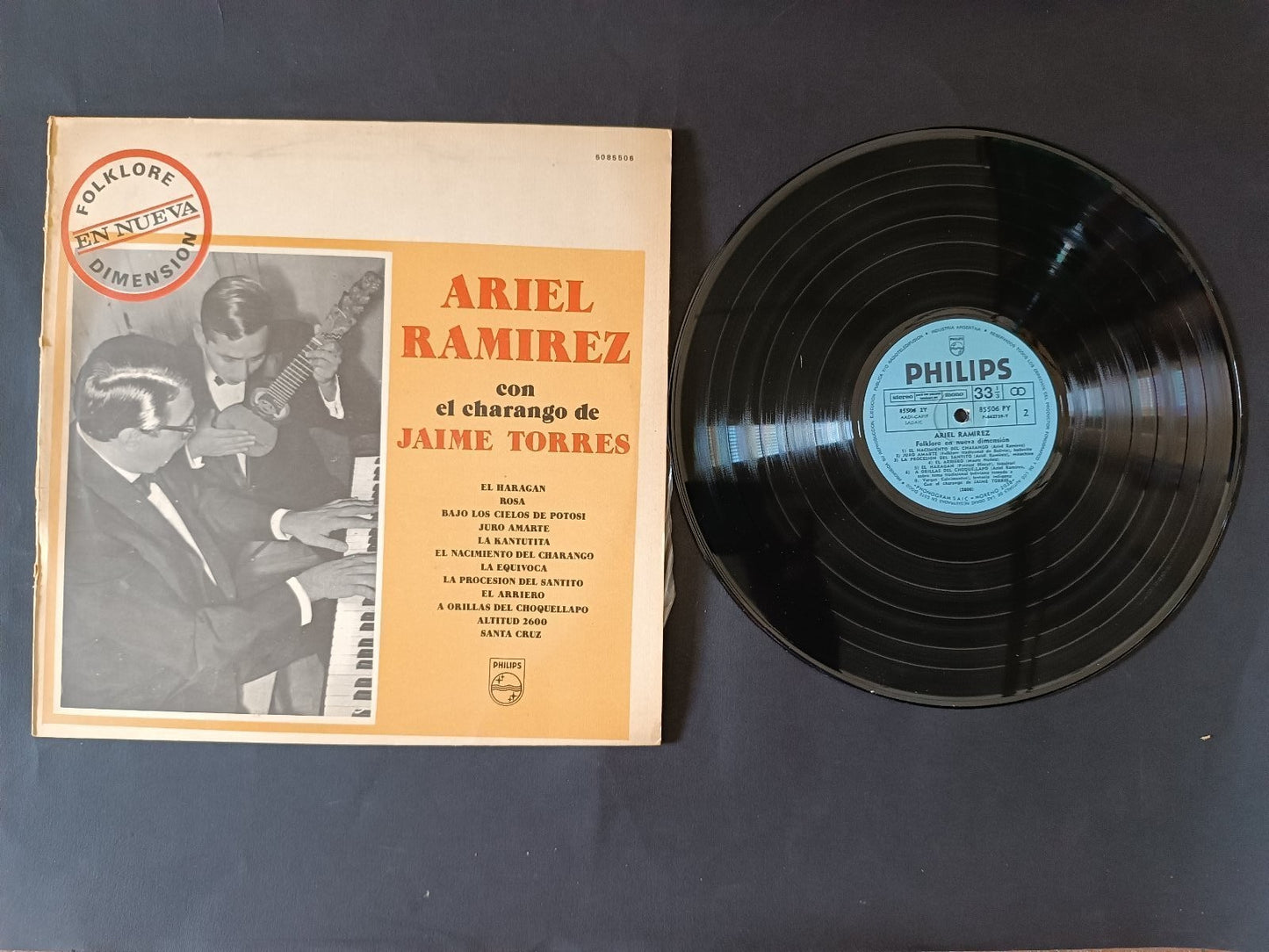 Disco ARIEL RAMIREZ Folklore en nueva dimensi�n charango Torres