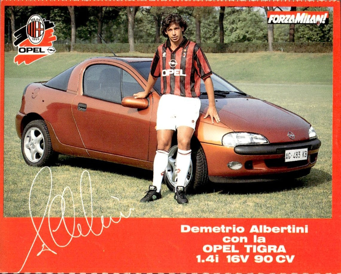 cartolina calciatori Albertini con Opel Tigra