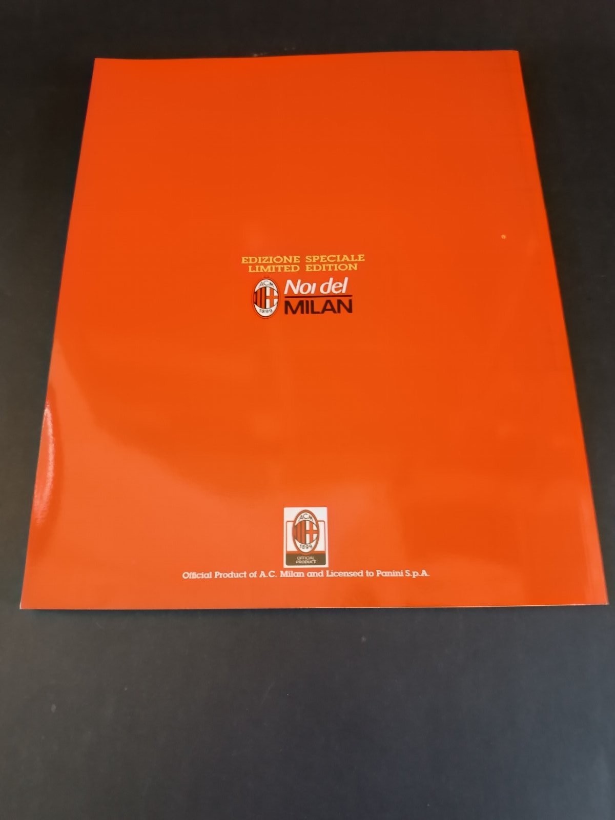 Libro IL MILAN IN FIGURINA DAL 1986 AD OGGI anno 1986 ACM Milan
