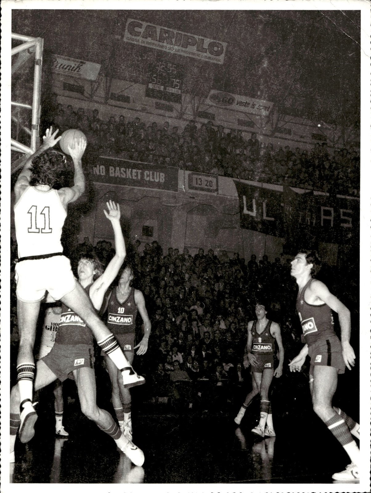 Foto campo Originale Cinzano Milano vs Mobilgirgi Varese Basket '70 (11)
