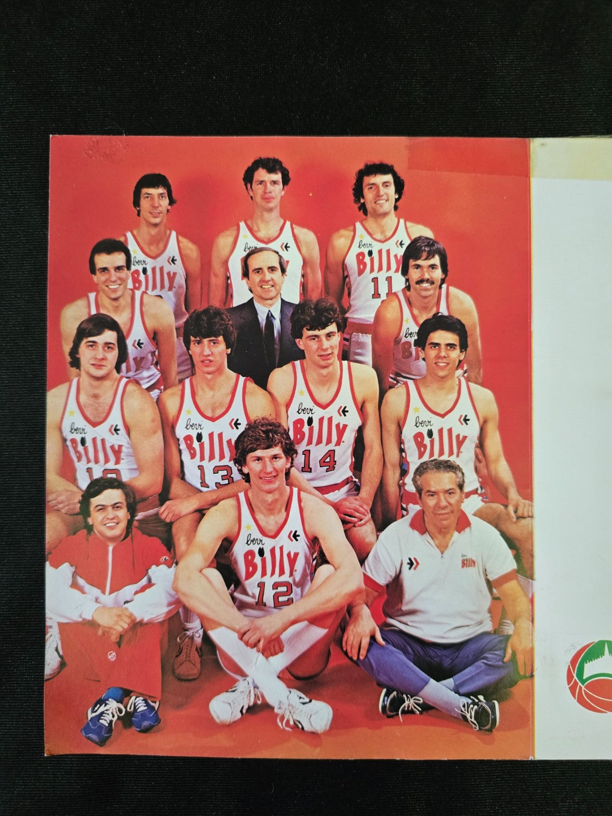 BILLY Olimpia Basket Milano Campioni d'Italia 1980/81 autografato DAN PETERSON