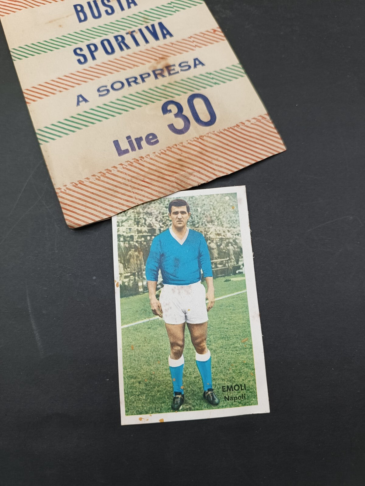 Bustina figurine aperta Busta Sportiva a sorpresa
