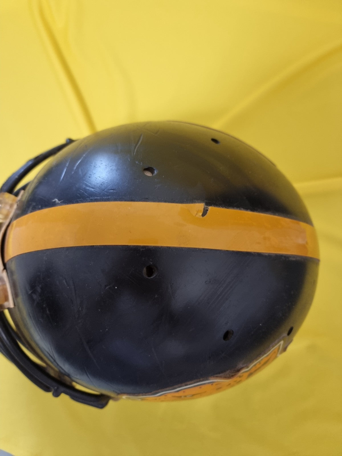 Football Americano vecchio casco helmet GIAGUARI Torino Italia