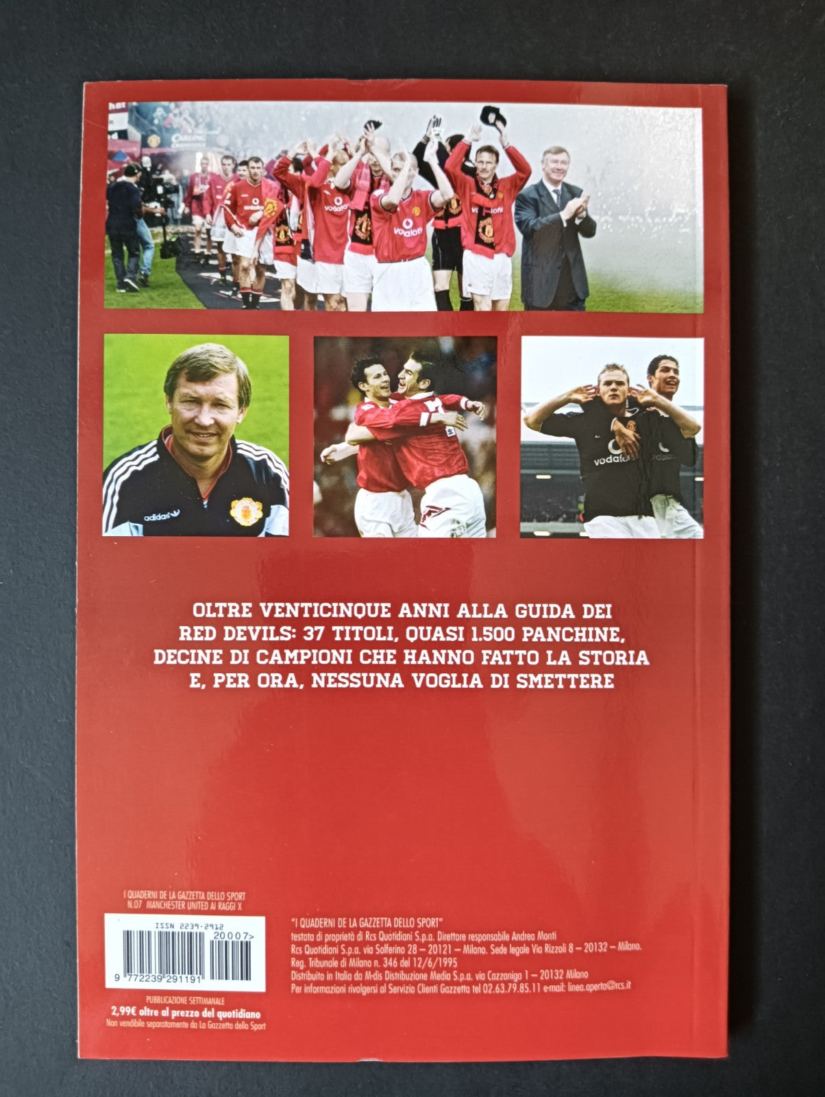 Libro MANCHESTER UNITED DI FERGUSON AI RAGGI X - LA GAZZETTA DELLO SPORT