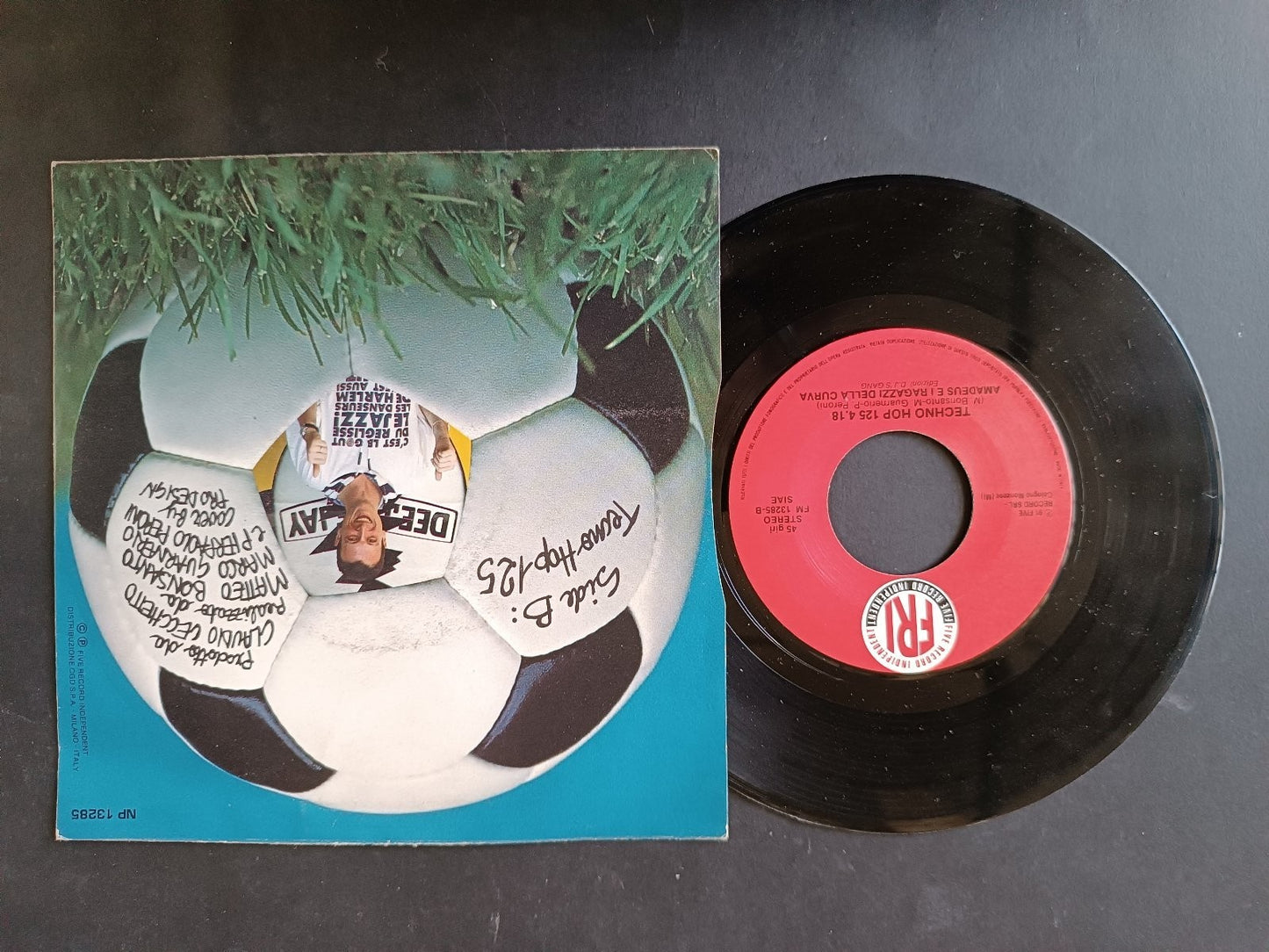 Vinile 45 giri SALTELLARE Amadeus E I Ragazzi Della Curva