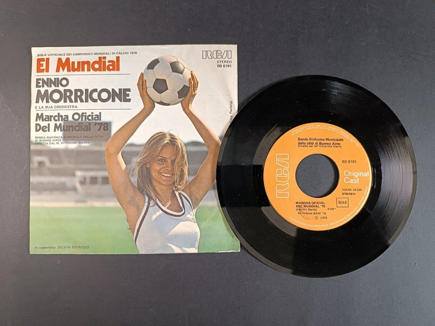 disco 45 giri El Mundial Ennio Morricome inno ufficiale Mundial 78 Argentina