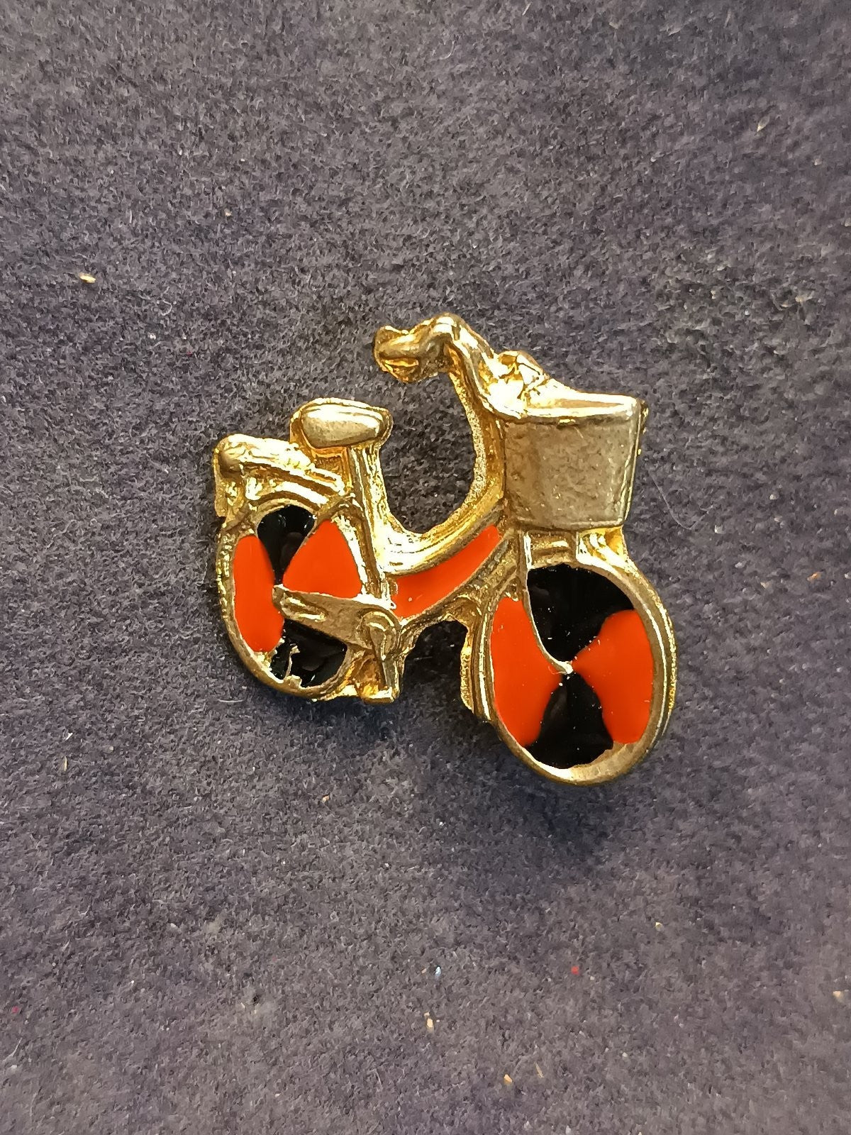 Old Pins Pin Badge Spilla A.C.Milan bicicletta ROSSONERA senza ferma piedino 424