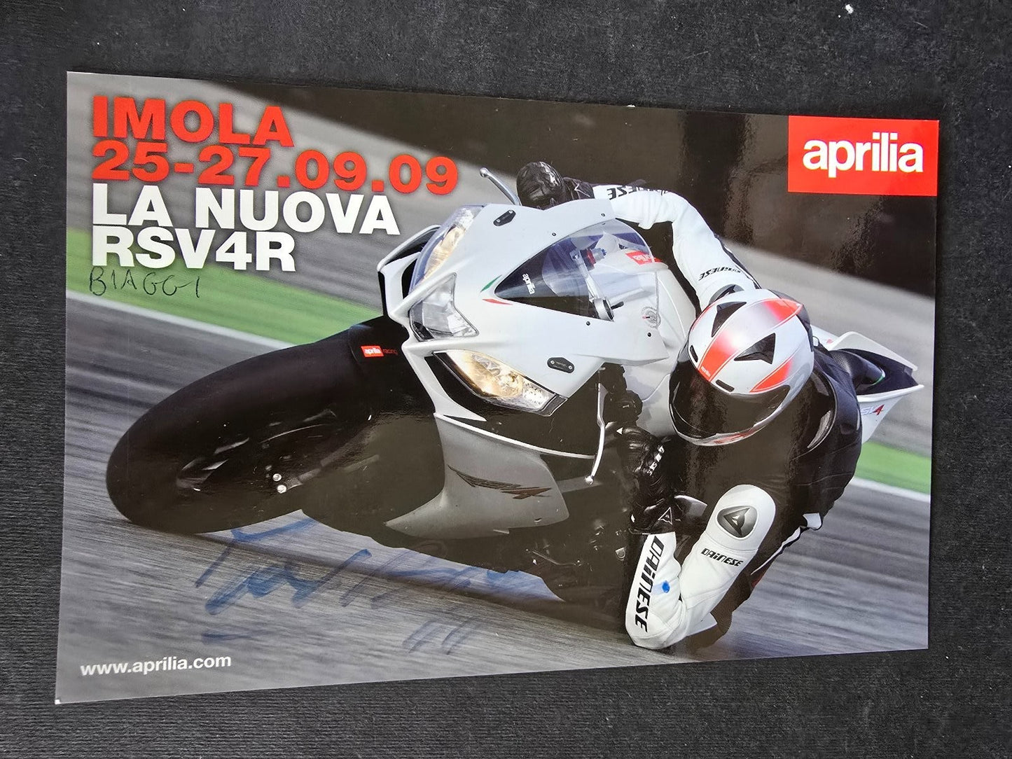 Autografo autograph originale su cartolina Aprilia Max Biagi 2009 motociclismo