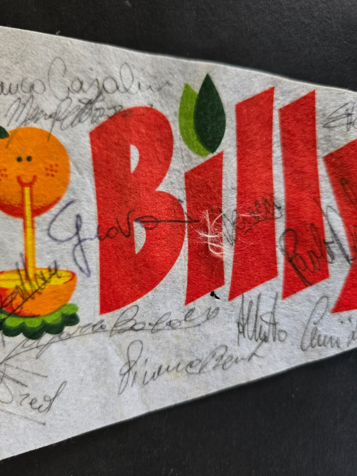 BILLY Olimpia Basket Milano bandierina autografata in originale dalla squadra