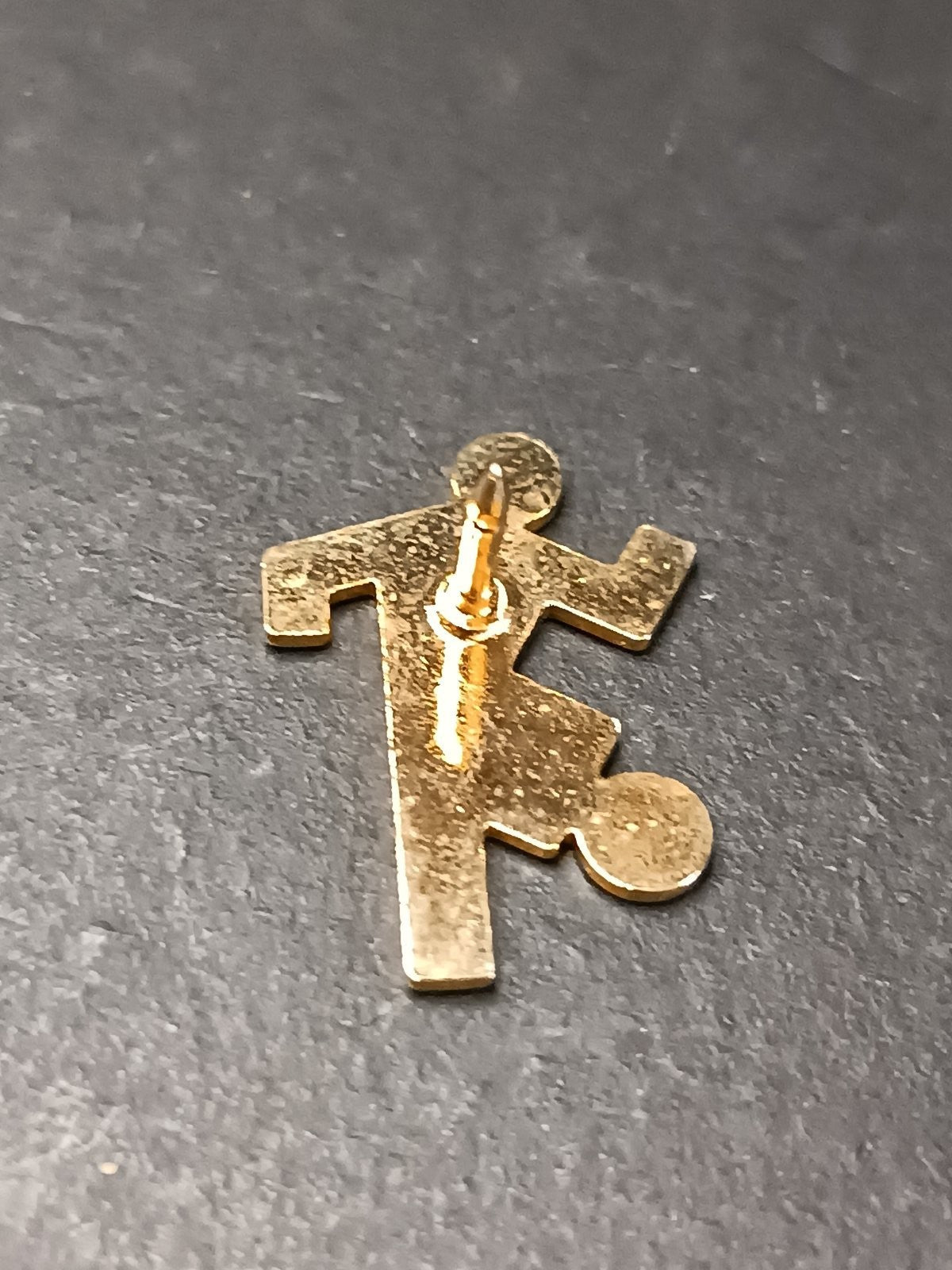 Old Pins Pin Badge Spilla A.C.Milan calciatore rossonero senza ferma piedino 482