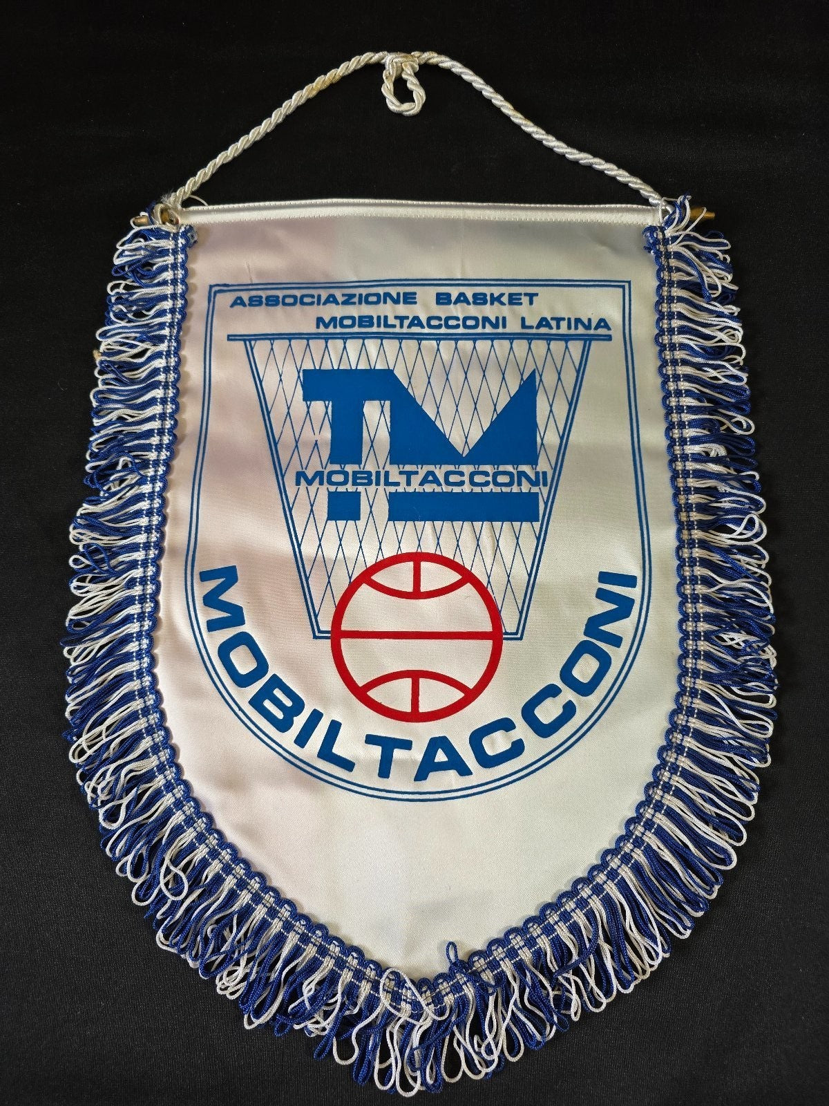 Gagliardetto Pennant Associazione Basket MOBILTACCONI LATINA ORIGINALE