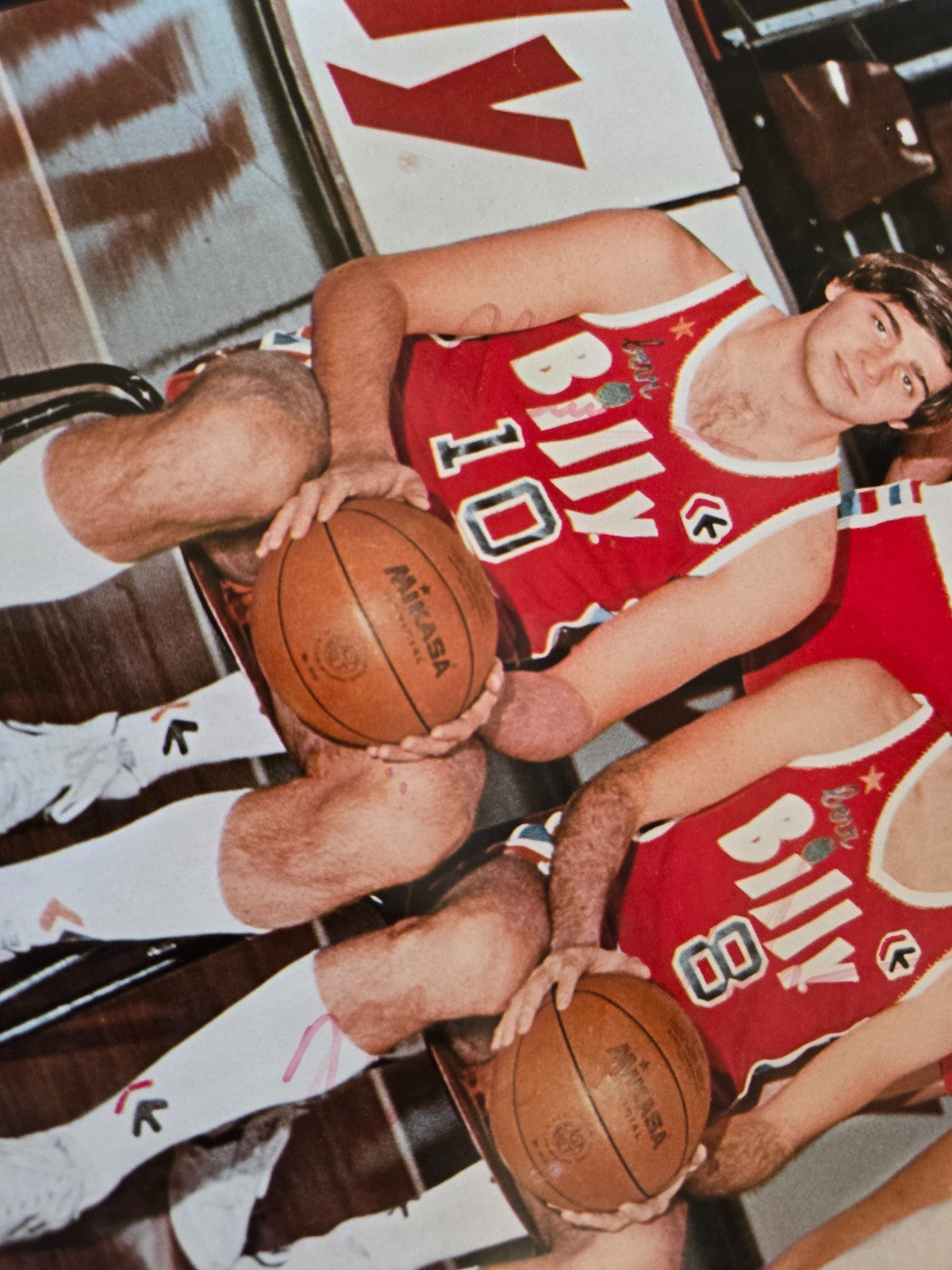 BILLY Olimpia Milano Basket 1981/82 poster autografato da qualche giocatore