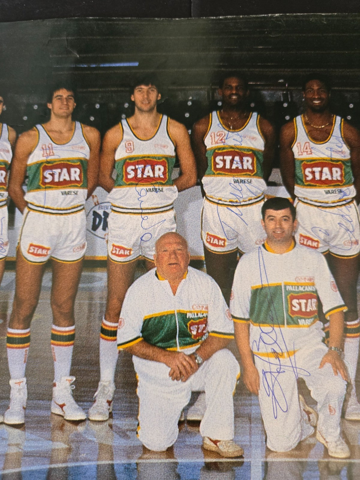 STAR Varese Basket anni 80 poster autografato da tutta squadra in originale