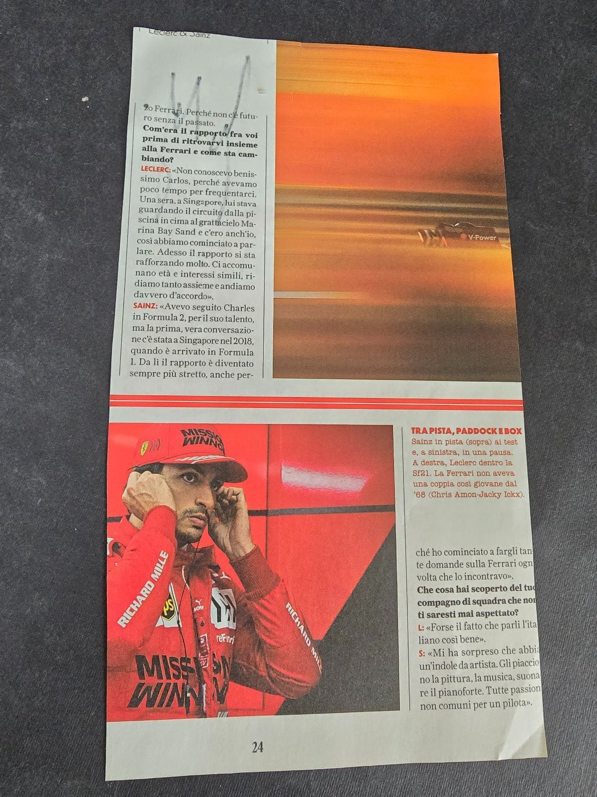 Autografo autograph originale Carlos Sainz su ritaglio di giornale 2022 ferrari