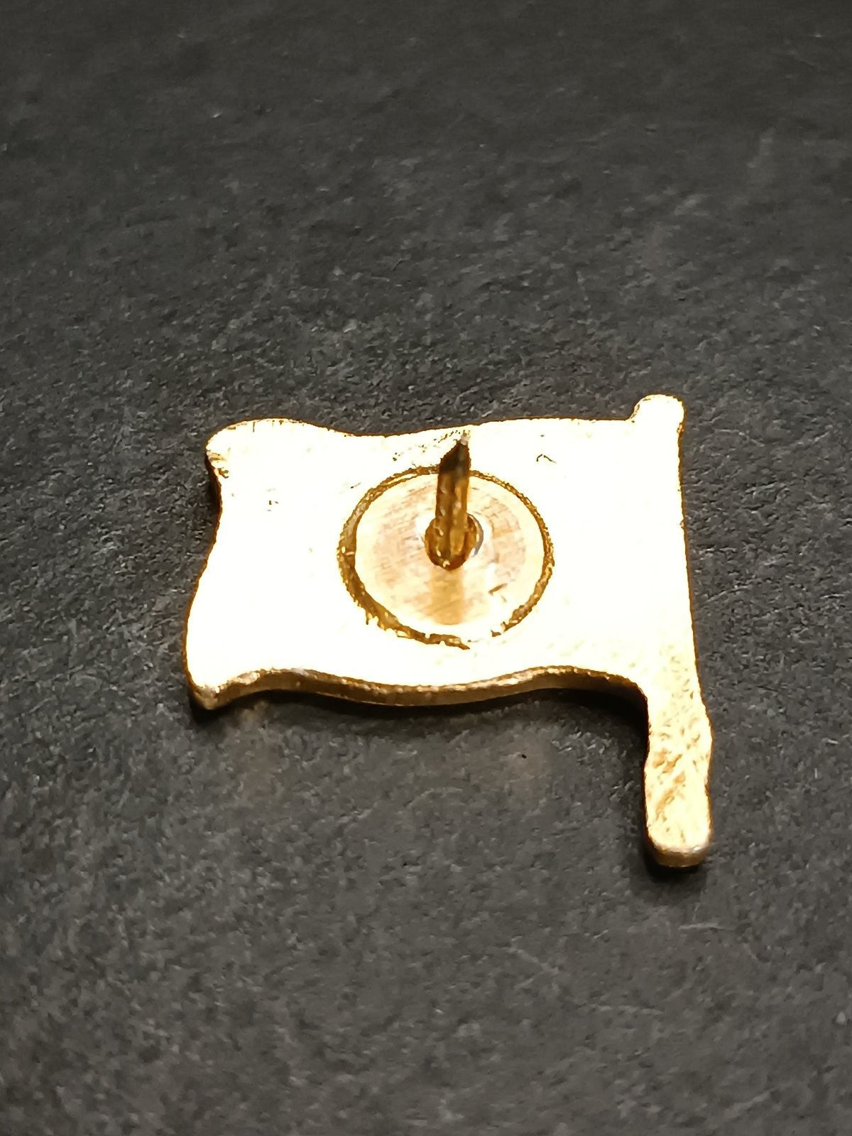 Old Pins Pin Badge Spilla A.C.Milan bandiera flag senza piedino 289