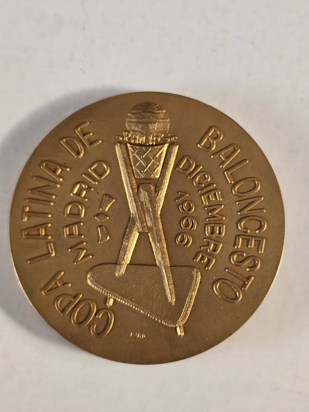 Medaglia originale Copa Latina Baloncesto 1966 partecipazione SIMMENTHAL BASKET