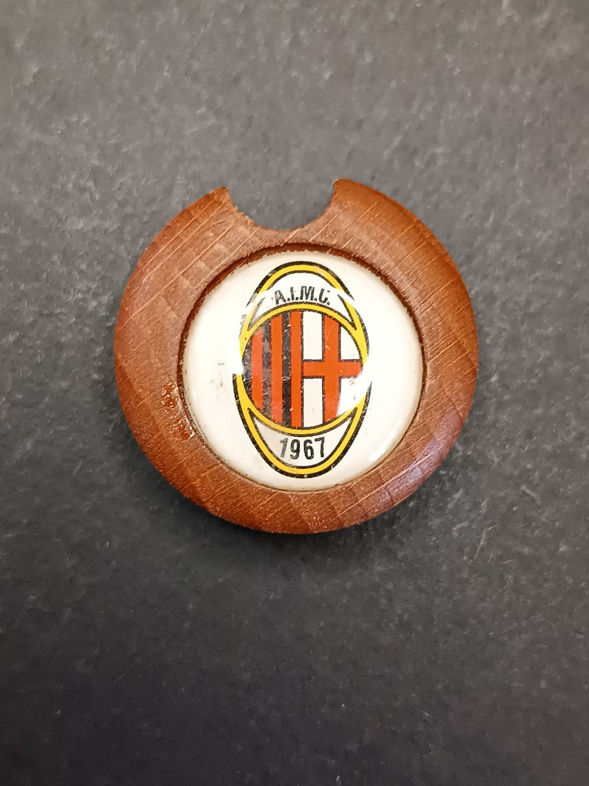 A.C.Milan badge scudo in legno per portachiavi 25