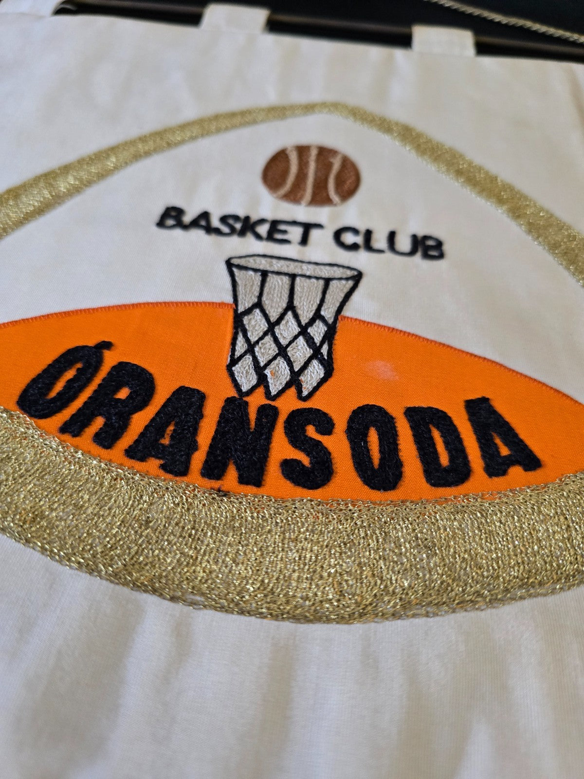 Gagliardetto Pennant ricamato ORANSODA Pallacanestro Cantù bASKET ORIGINALE '70