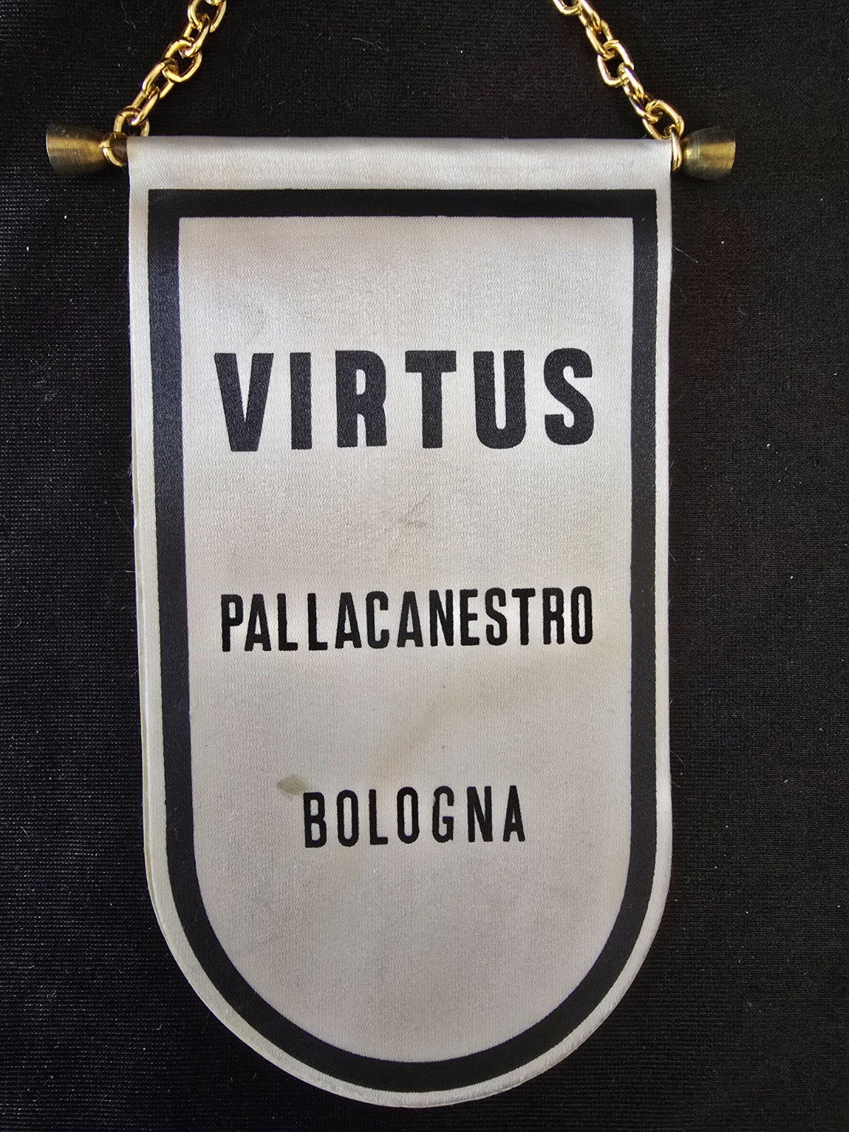 VIRTUS Bologna pallacanestro BASKET gagliardetto pennant originale anni 60/70
