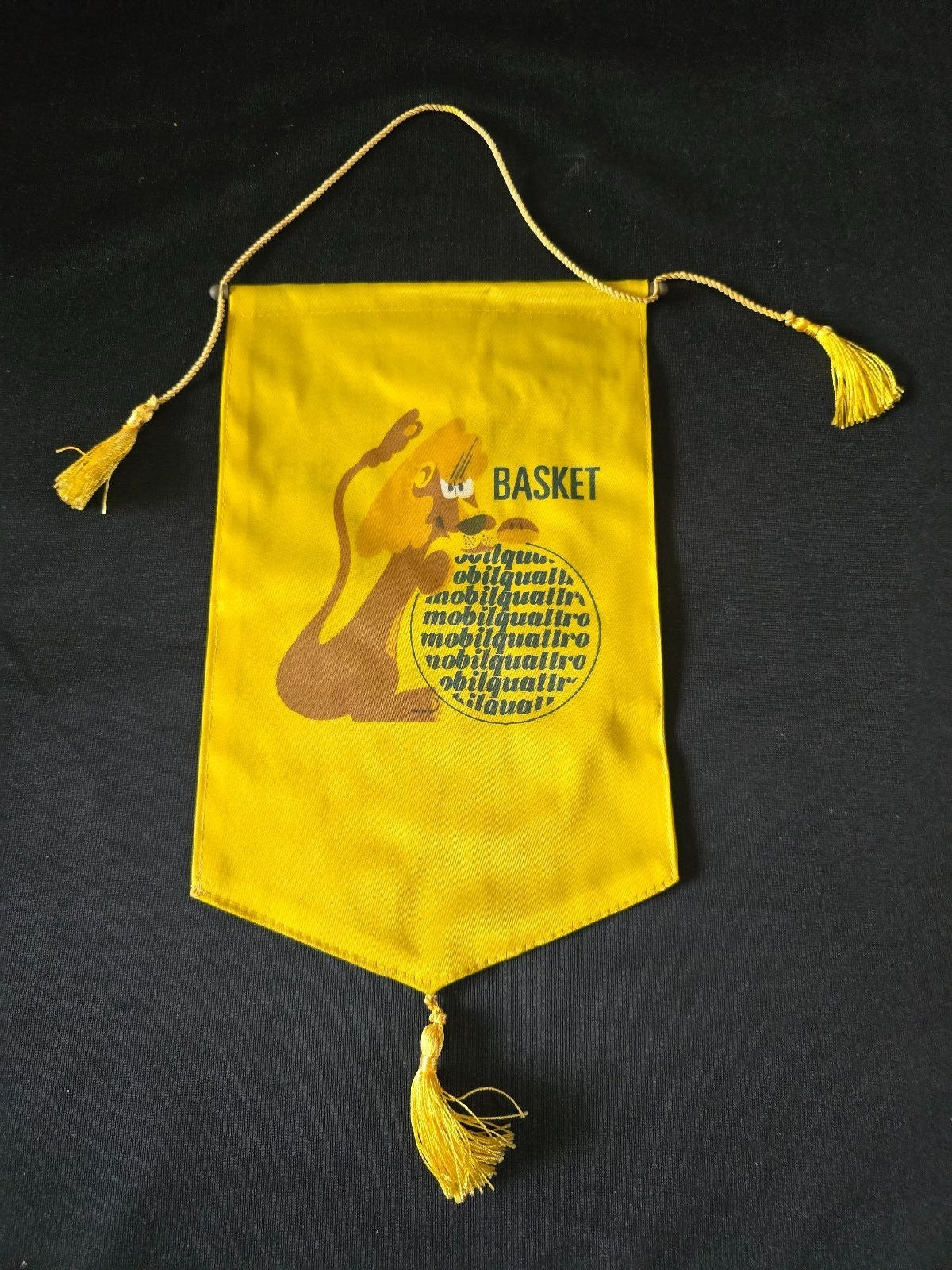 Gagliardetto Pennant MOBILQUATTRO Milano 1958 pallacanestro basket originale