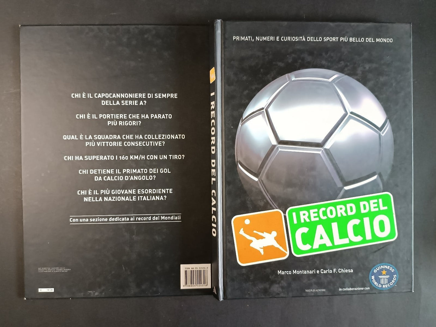 libro I record del calcio Mondadori