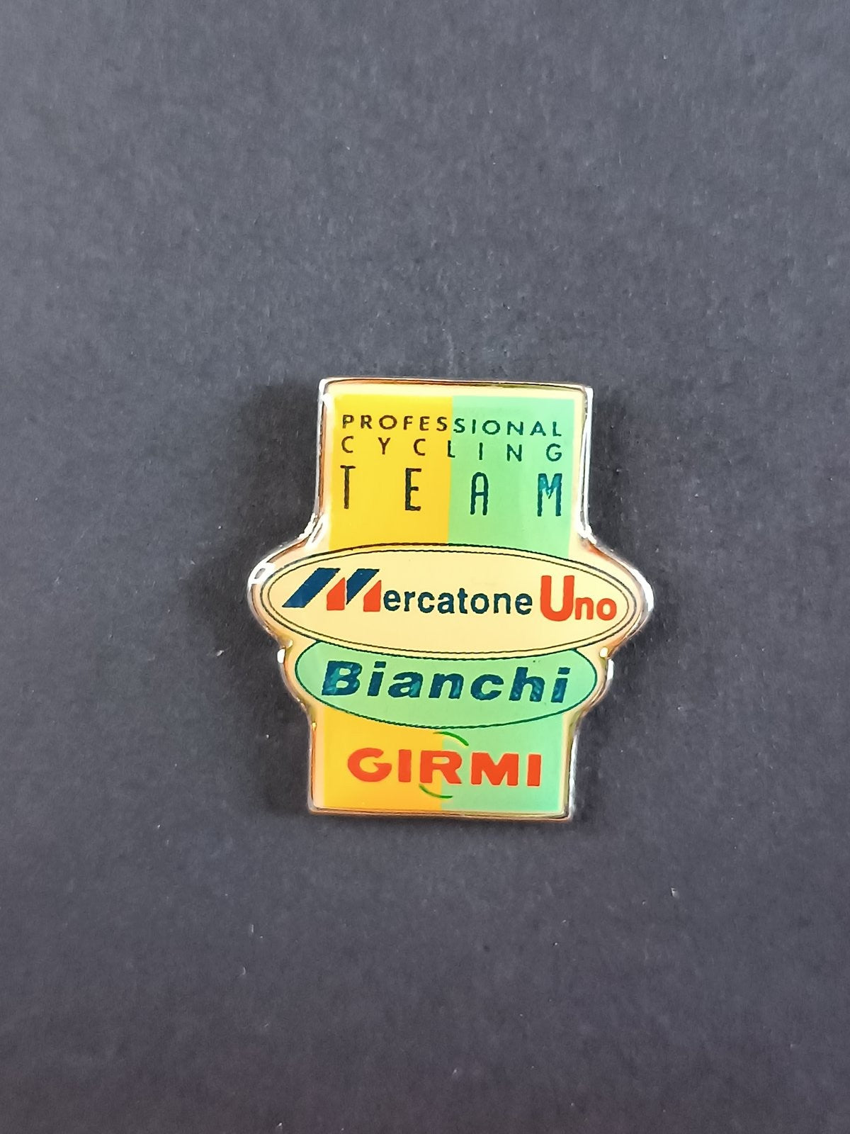 Pins Spilla Badge ciclismo Mercatone Uno Bianchi