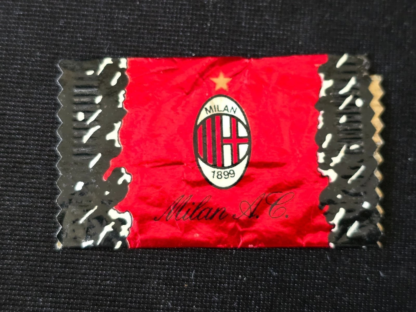 A.C Milan incarto aperto Cioccolatini al latte