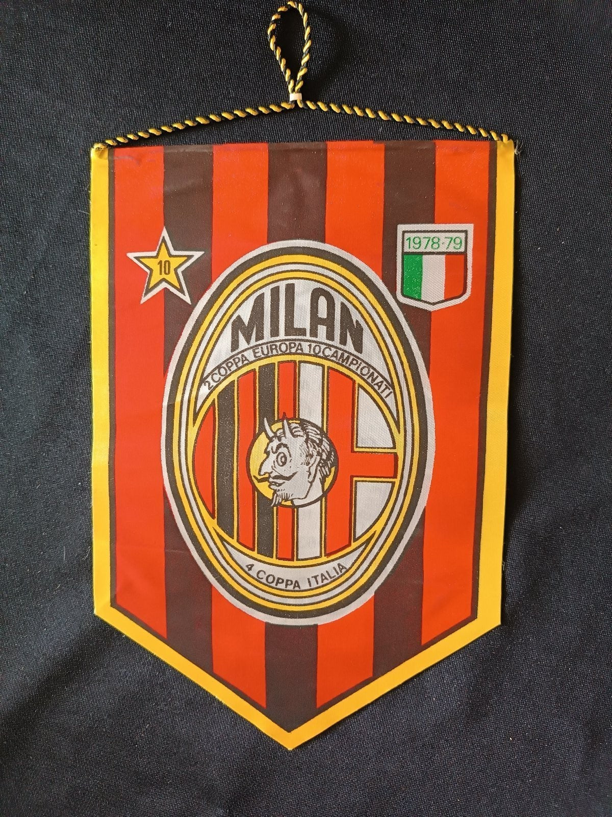 Gagliardetto Pennant A.C. Milan Baires Madrid Wembley 1963-69 Italia