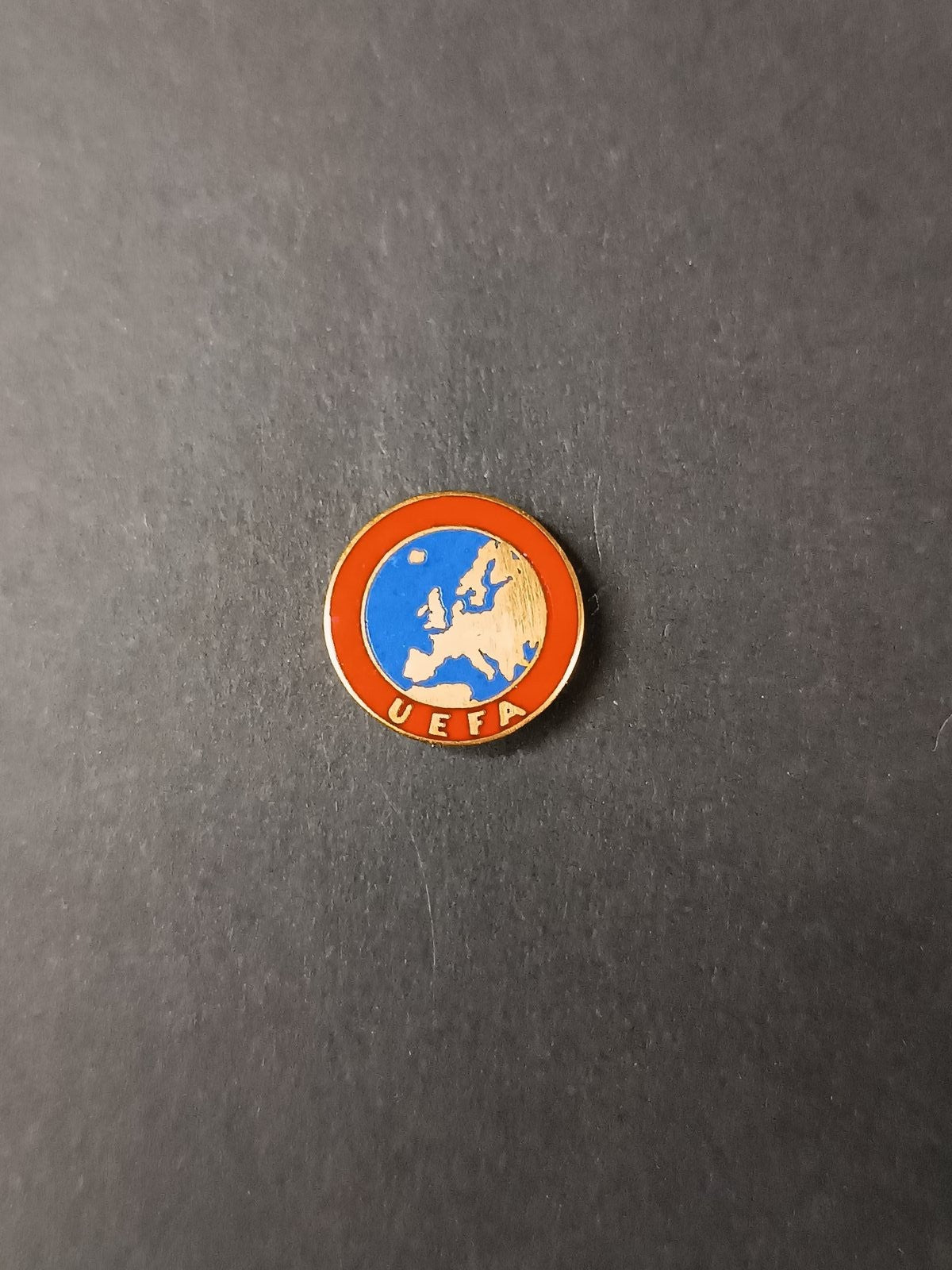 spilla badge pins UEFA