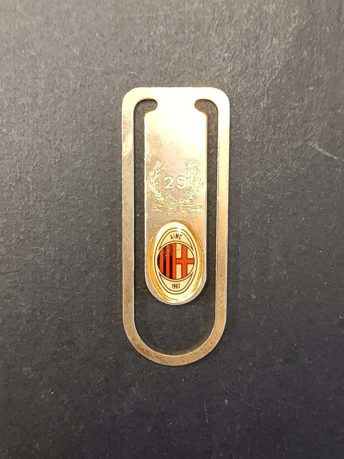 A.C.Milan fermasoldi metallo scudetto 1967 money clip badge 11