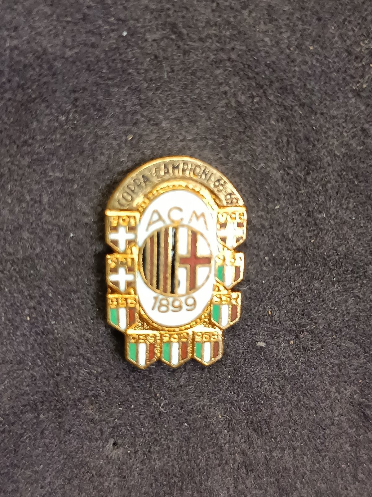 Old Pins Pin Badge Spilla A.C.Milan ACM coppa campioni 1963 senza piedino 234