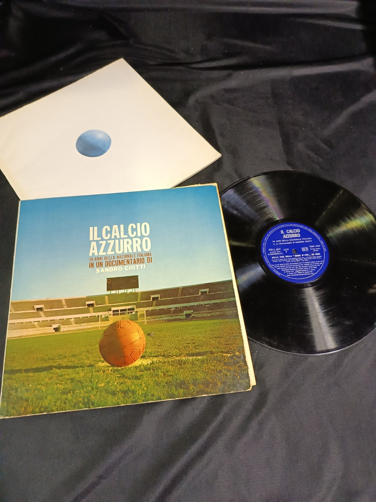 Disco in vinile IL CALCIO AZZURRO Documentario nazionale di S. CIOTTI