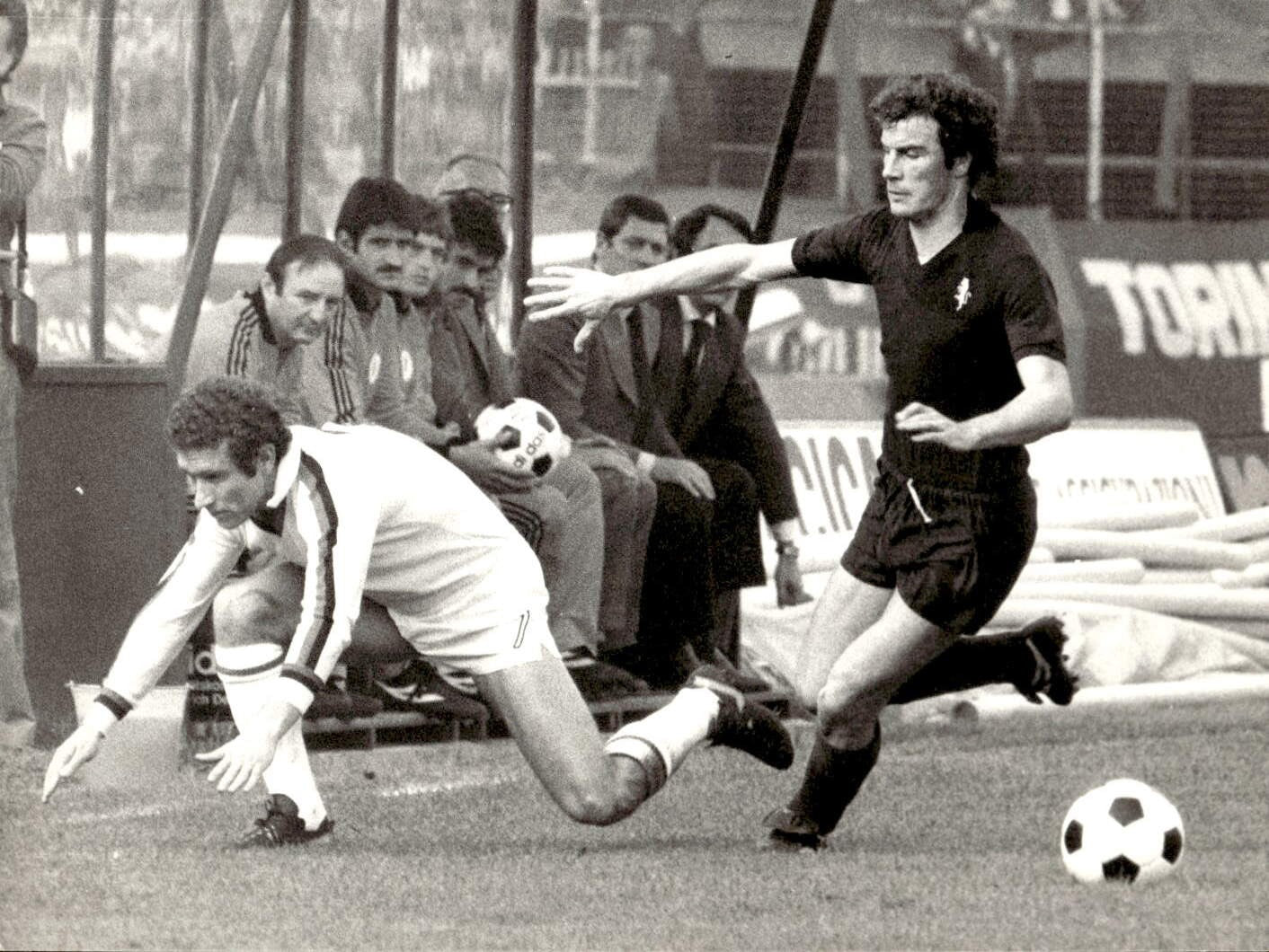 Foto fotografia d'agenzia calciatore squadra calcio Genoa 4