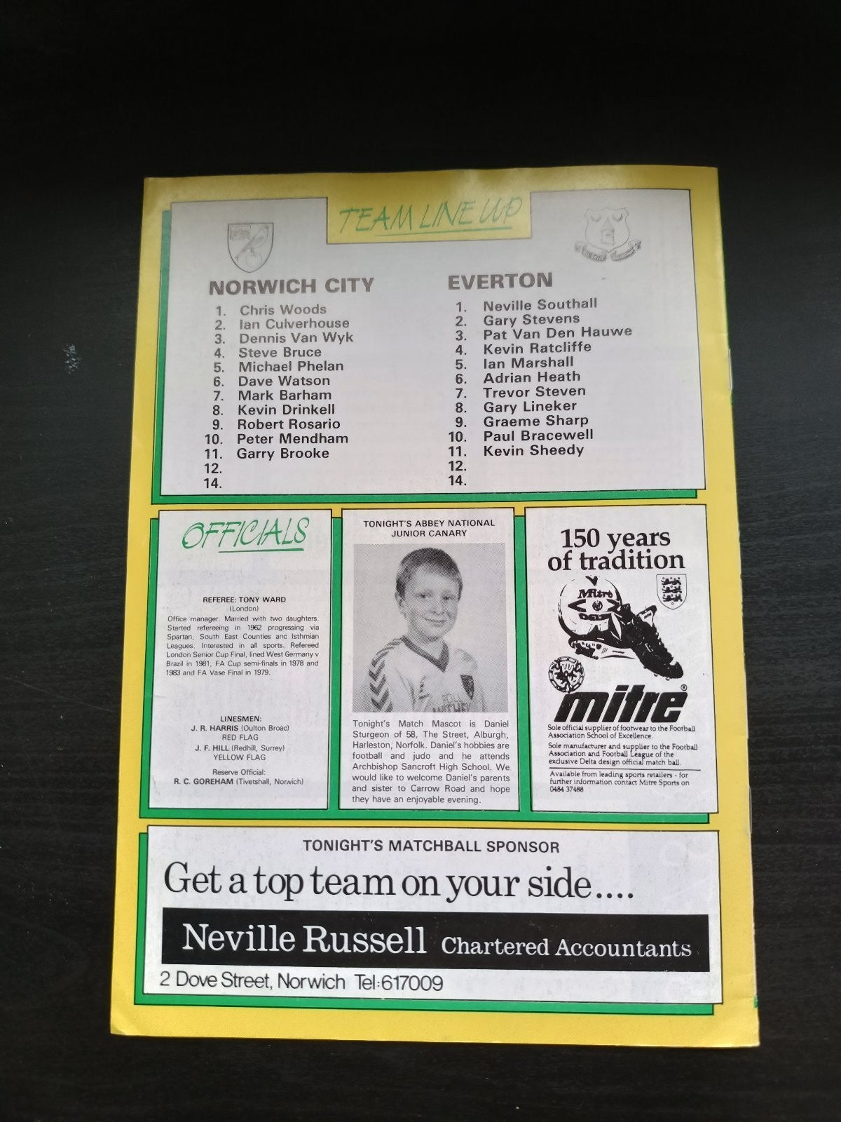 programma calcio Canary V Everton 23rd 1985