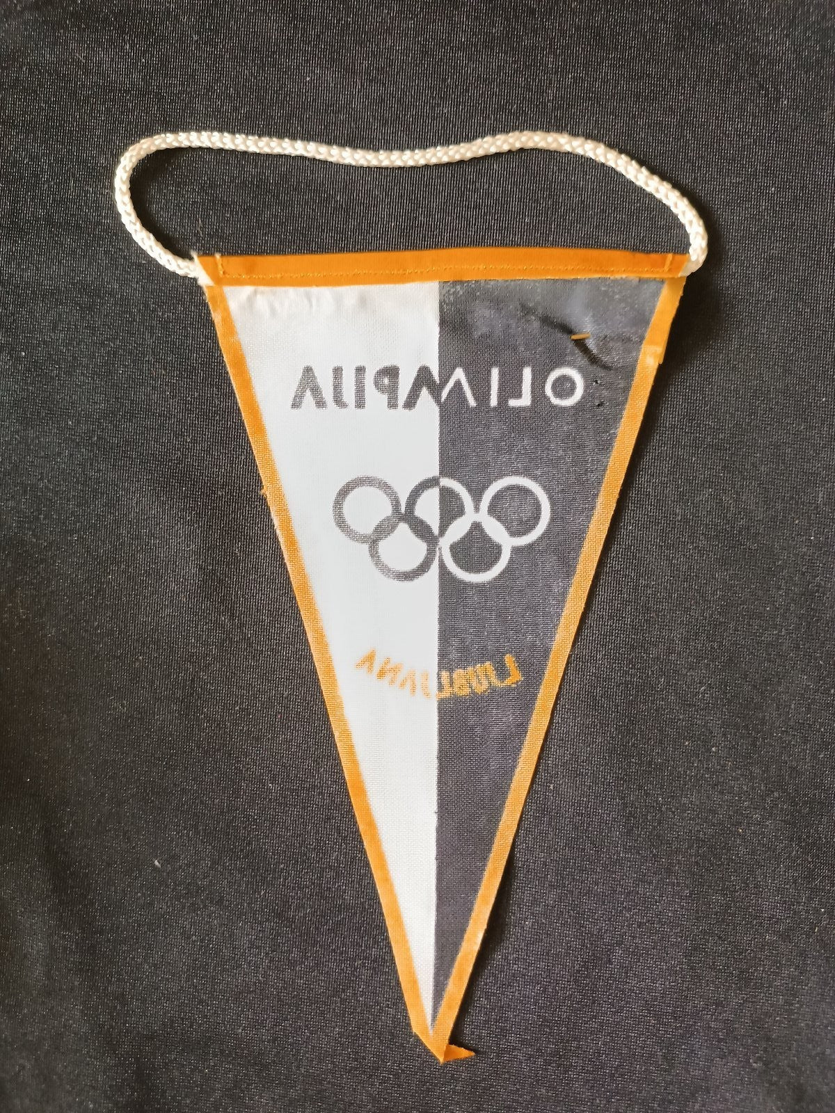 Gagliardetto Pennant KK Olimpija Ljubljana Jugoslavia Basket Vintage