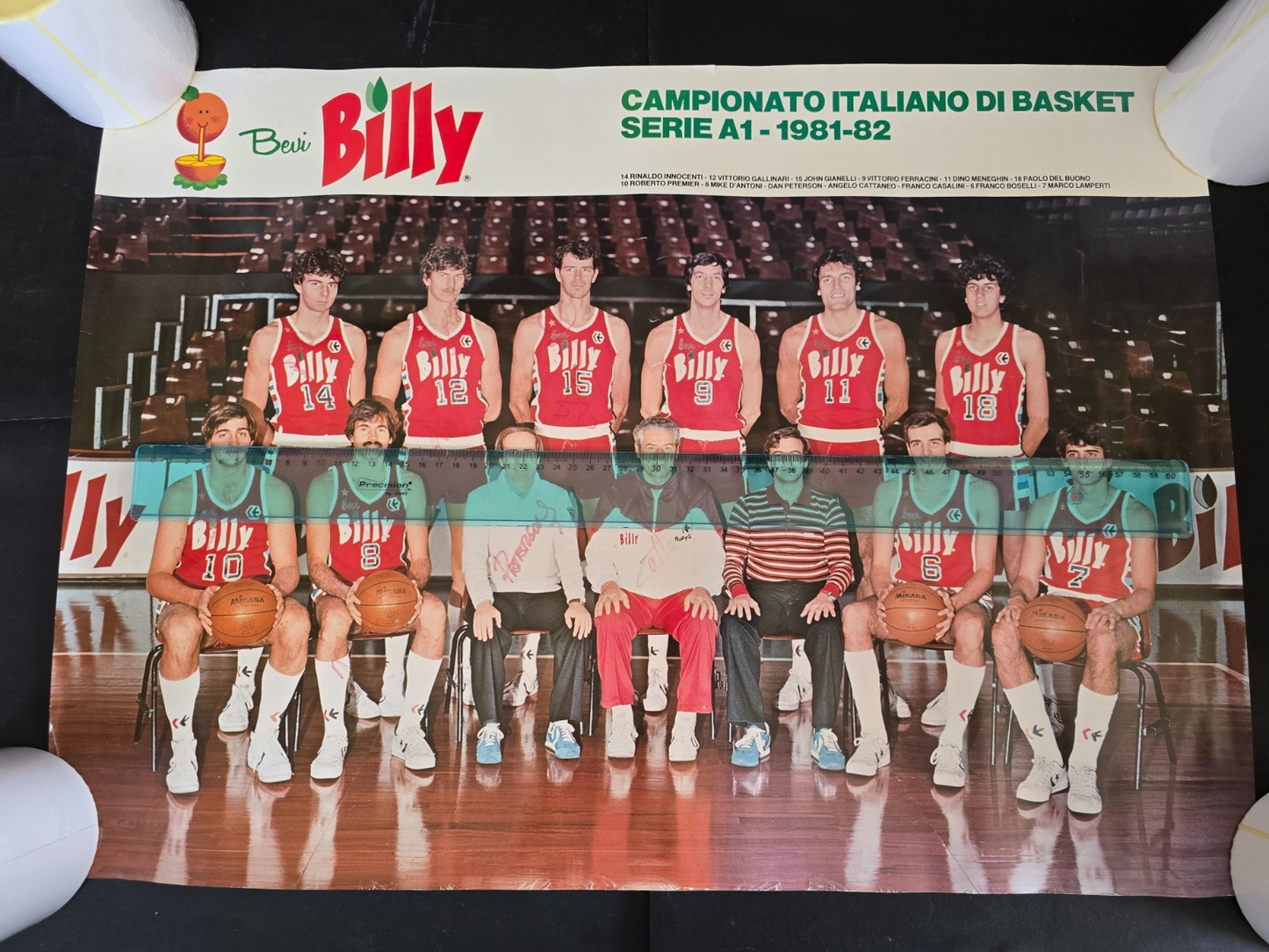 BILLY Olimpia Milano Basket 1981/82 poster autografato da qualche giocatore