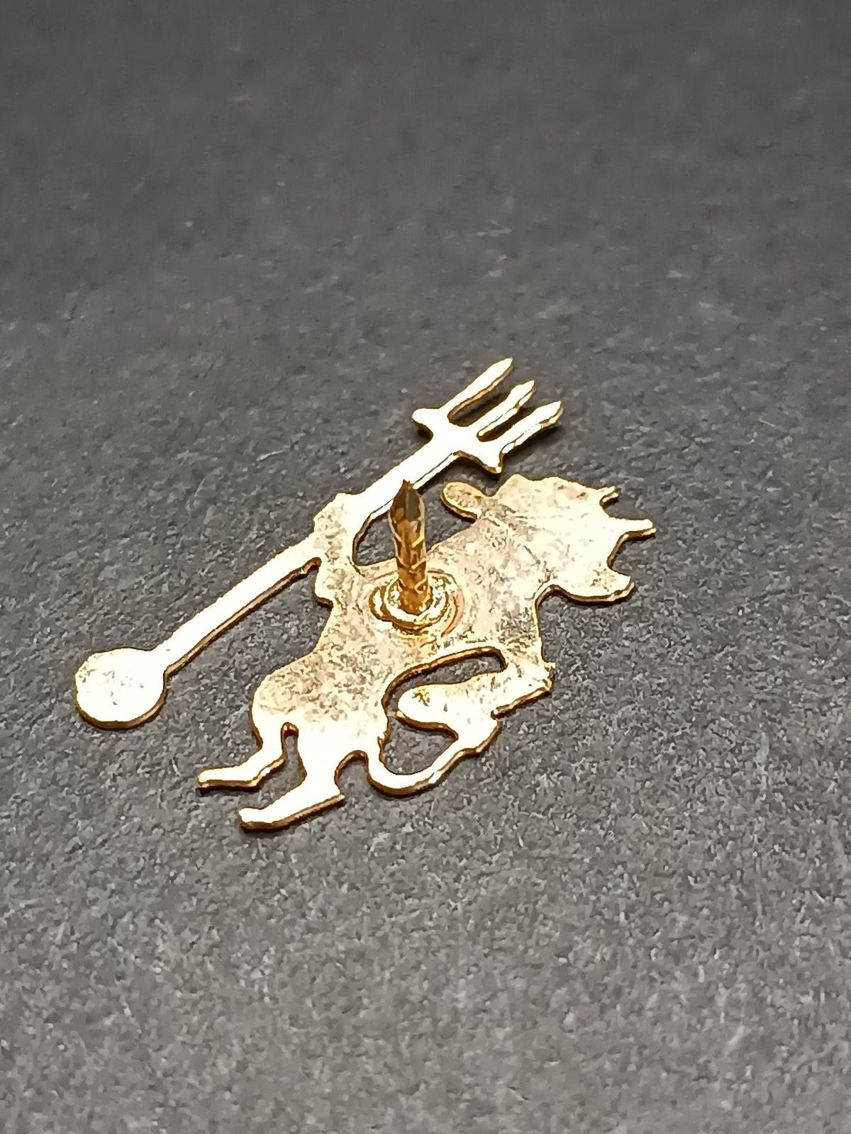 Old Pins Pin Badge Spilla A.C.Milan Diavolo con forcone senza piedino 322