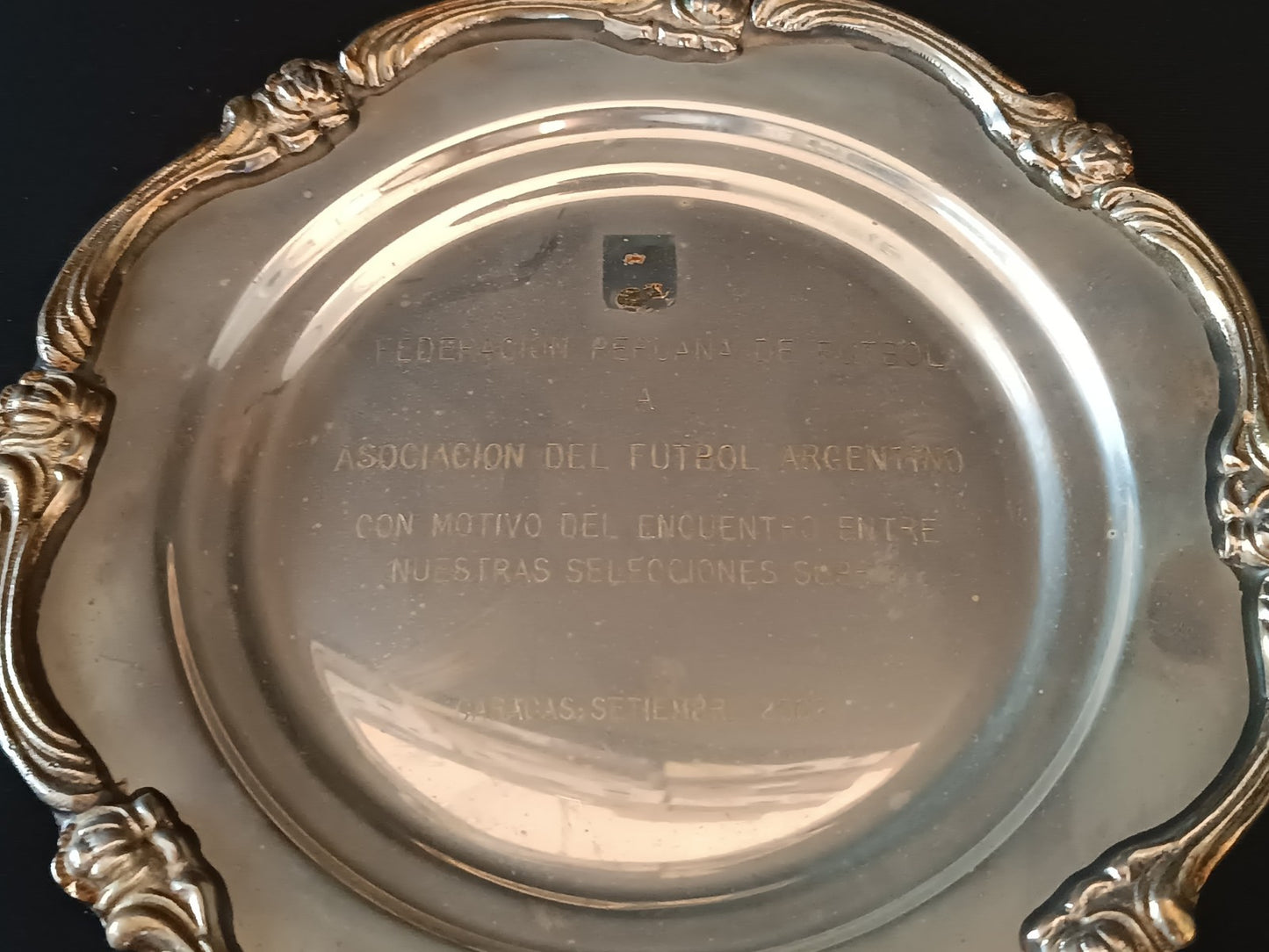 Piatto in metallo Asociacion del futbol Argentino 2002