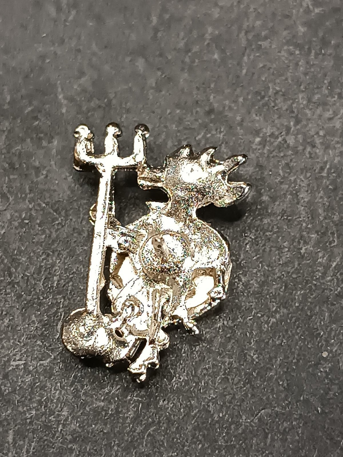 Old Pins Pin Badge Spilla A.C.Milan Diavolo con forcone senza piedino 311