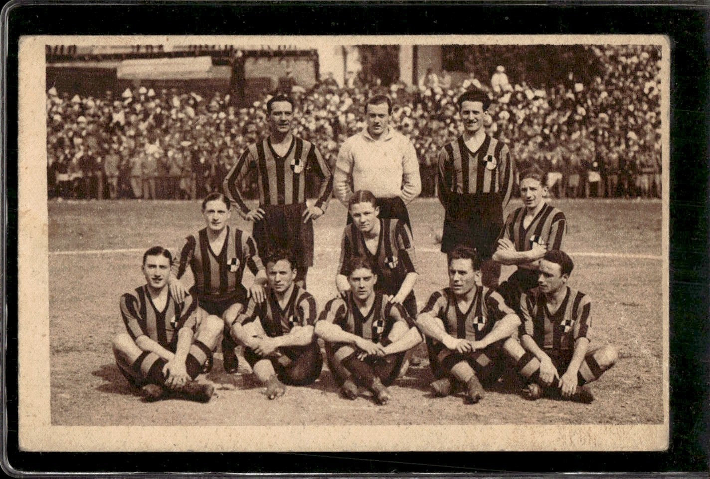 foto formazione Inter Ambrosiana 1929/30 publifoto Meazza