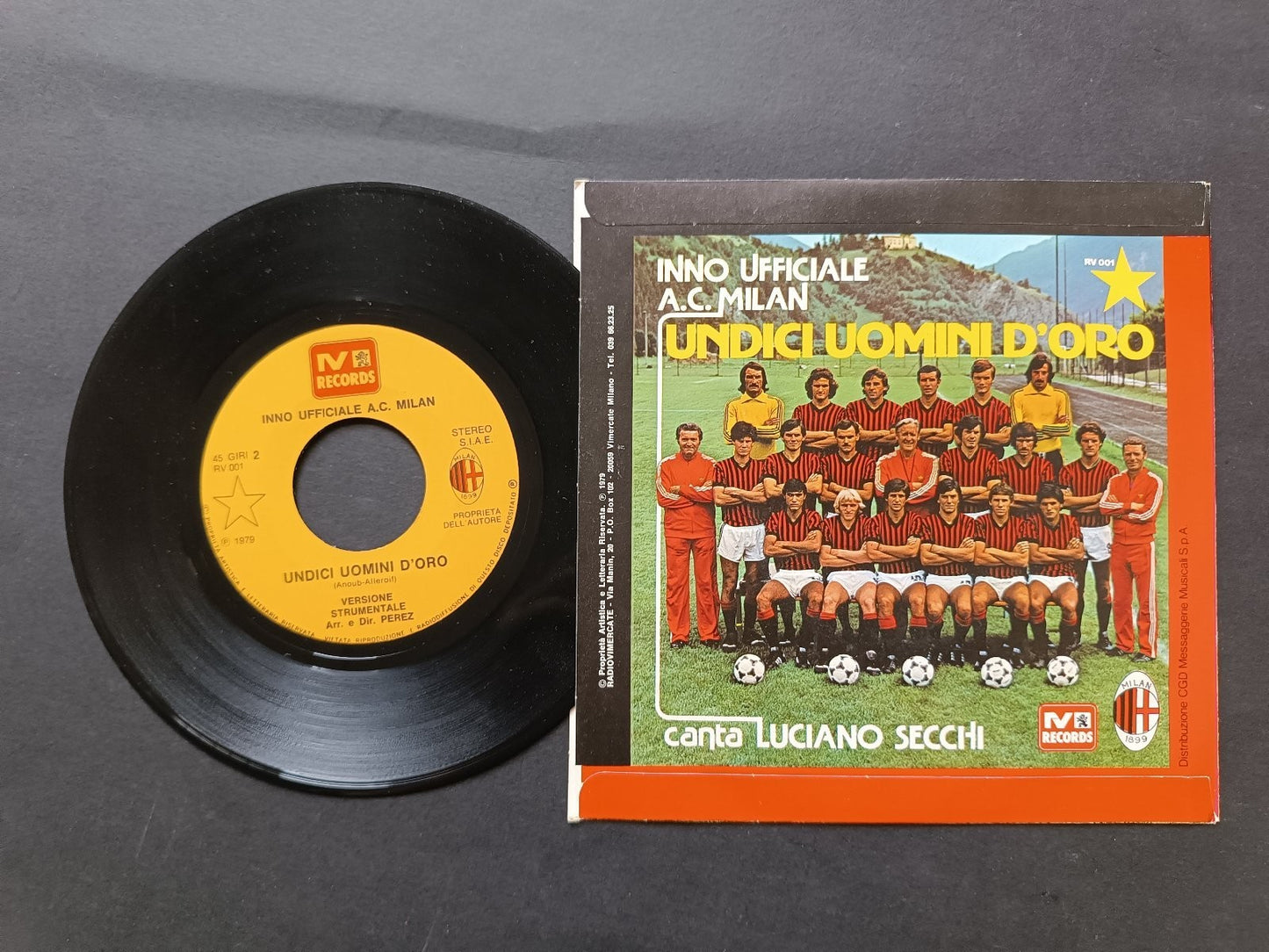 Vinile 45 giri INNO UFFICIALE A.C. MILAN Undici Uomini d'Oro