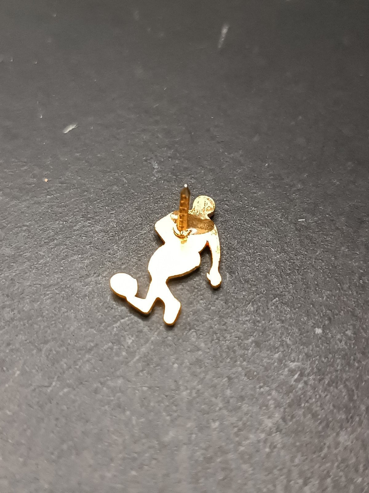 Old Pins Pin Badge Spilla A.C.Milan calciatore rossonero senza ferma piedino 473