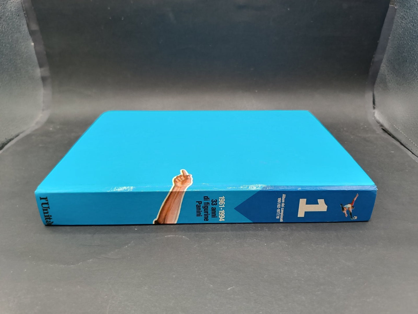 Libro 33 anni di figurine Panini L'unit� vol.1 1961-1994