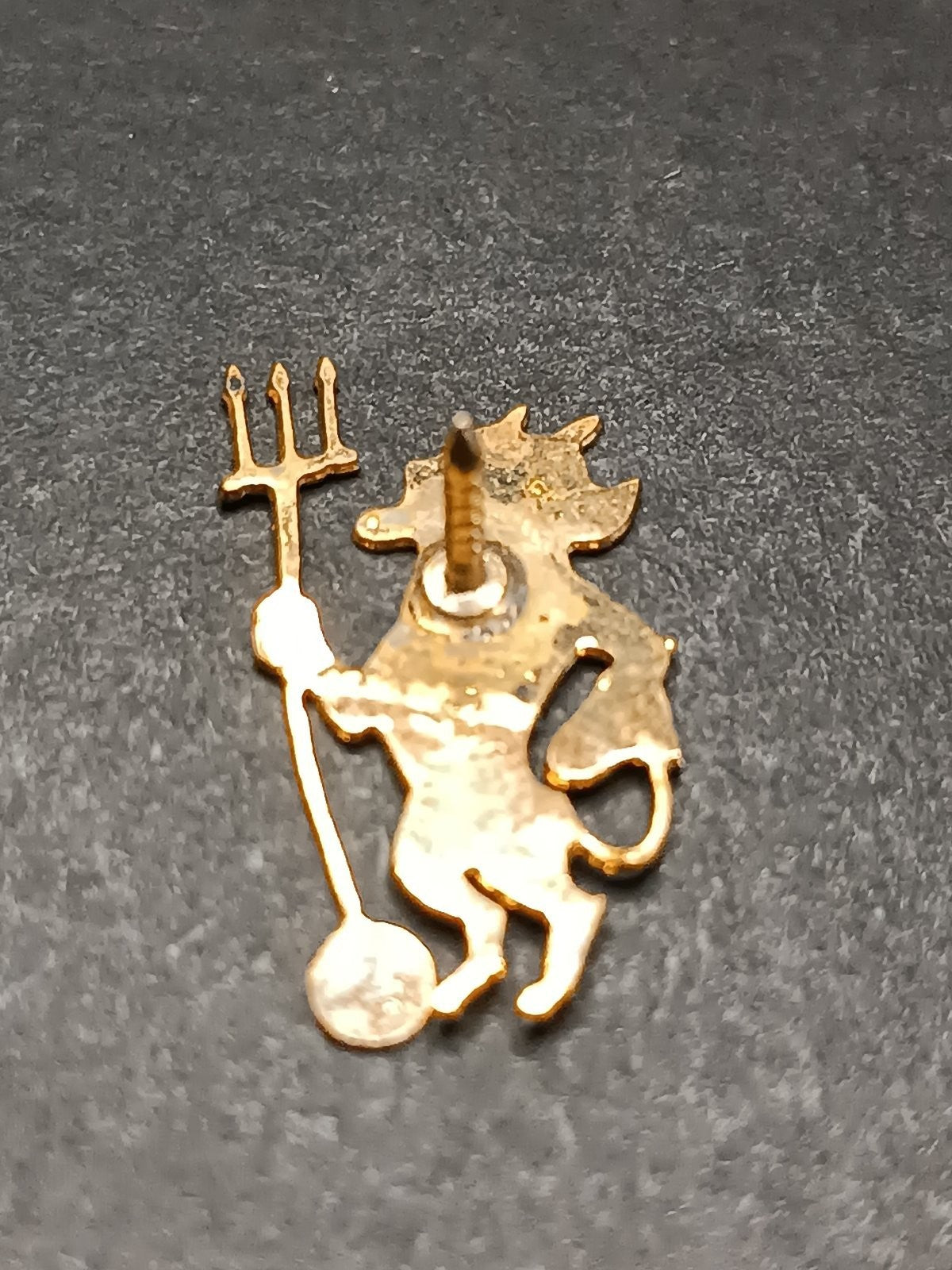 Old Pins Pin Badge Spilla A.C.Milan Diavolo con forcone senza piedino 321