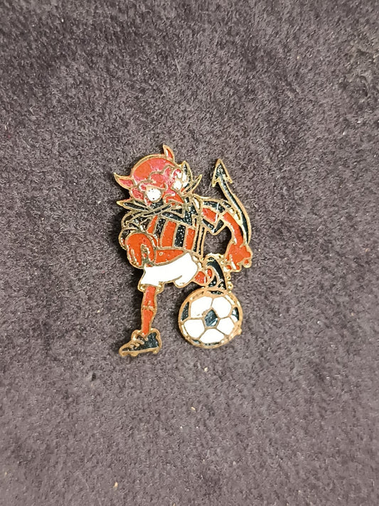 Old Pins Pin Badge Spilla A.C.Milan Diavolo rossonero senza piedino 299