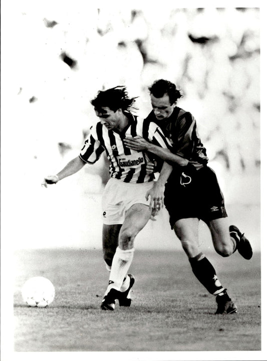 fotografia originale Inter Igor Salimov azione di gioco